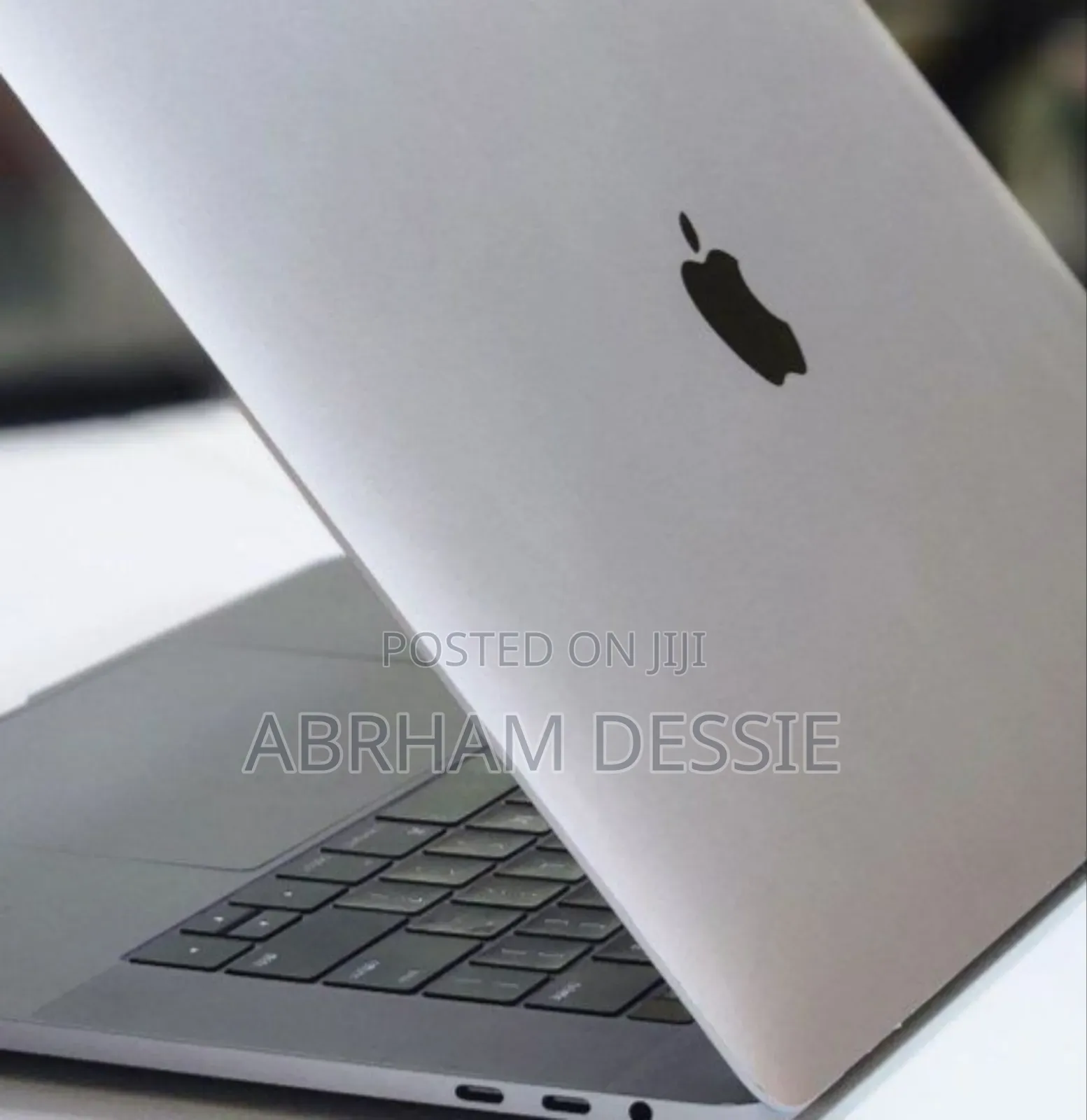 New Laptop Apple MacBook Pro M1 16GB Intel Core I7 SSD 256GB