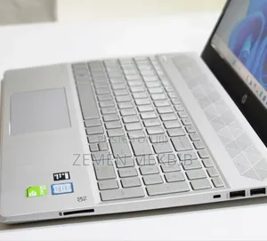 New Laptop HP Pavilion 15 8GB Intel Core I5 HDD+SSD 1.5T