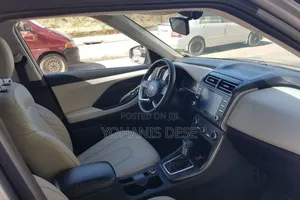 Hyundai Creta 2023 Silver