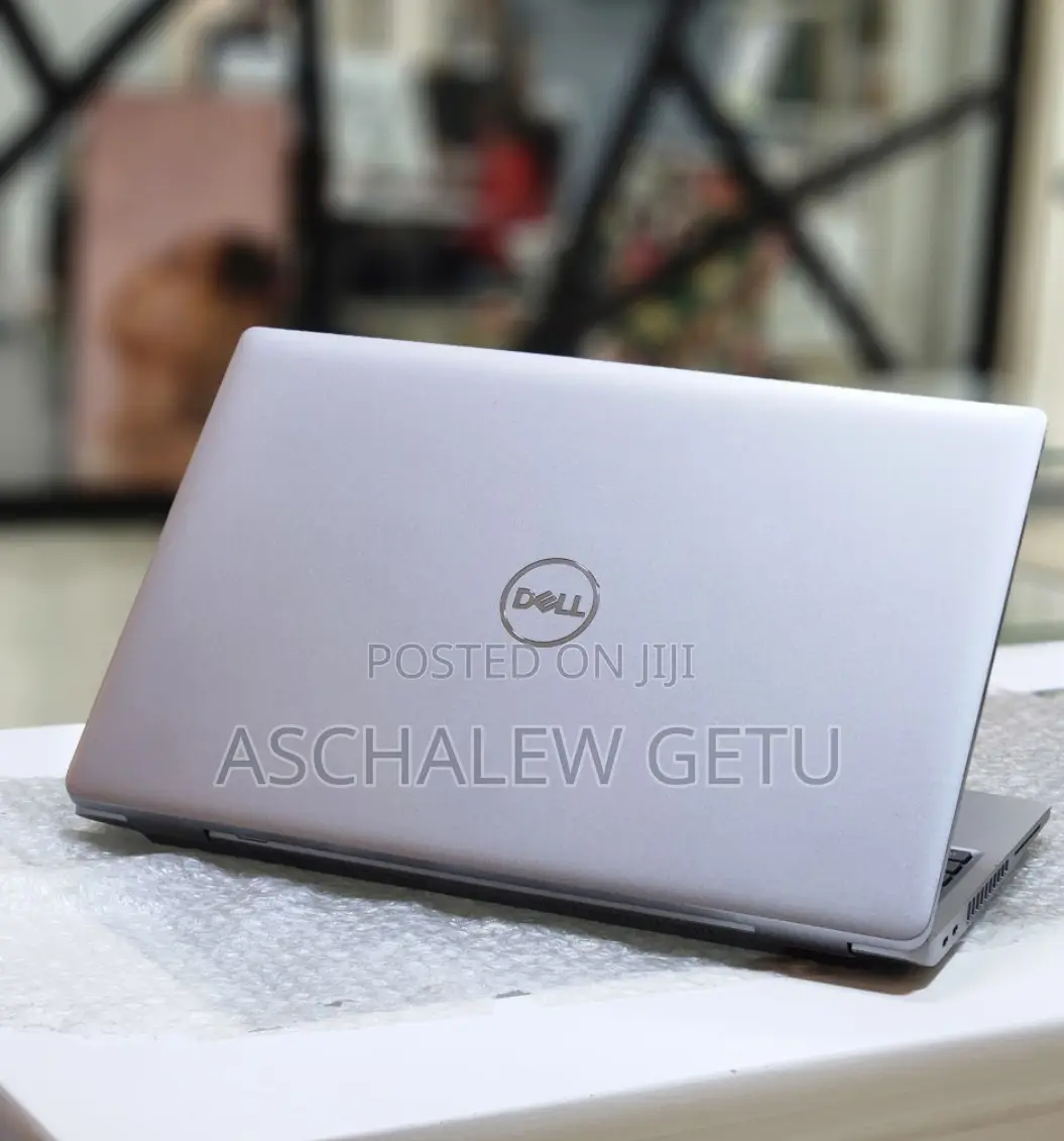 New Laptop Dell Latitude 5540 16GB Intel Core I7 SSD 512GB