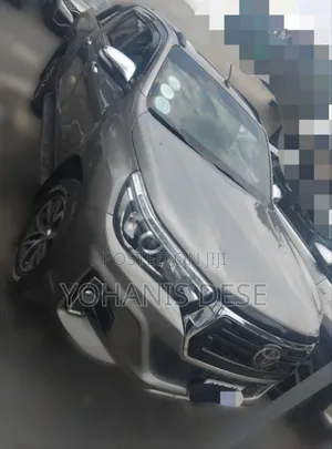 Photo - Toyota RAV4 2020 Silver