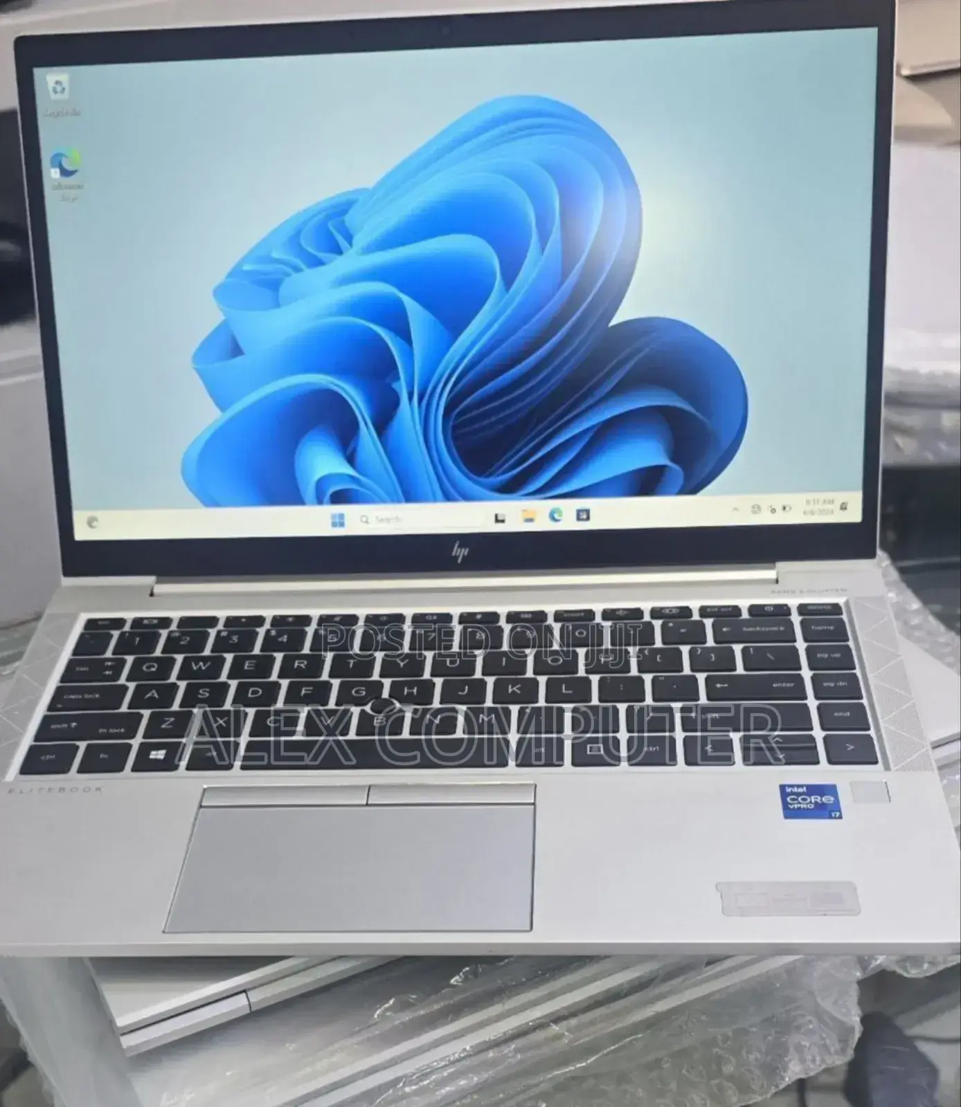 New Laptop HP EliteBook 840 G8 16GB Intel Core I7 SSD 512GB