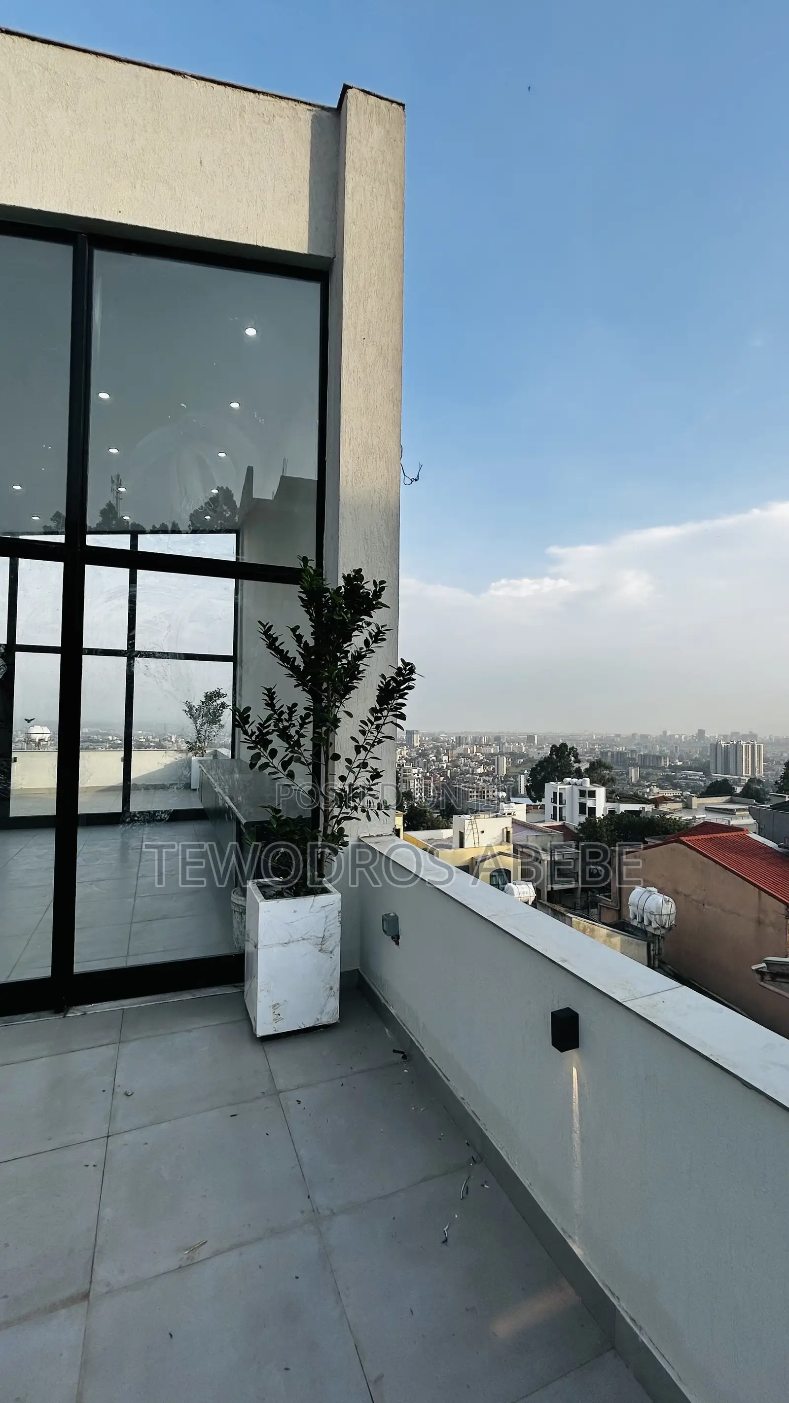 6bdrm House in Eyeta, Yeka for sale