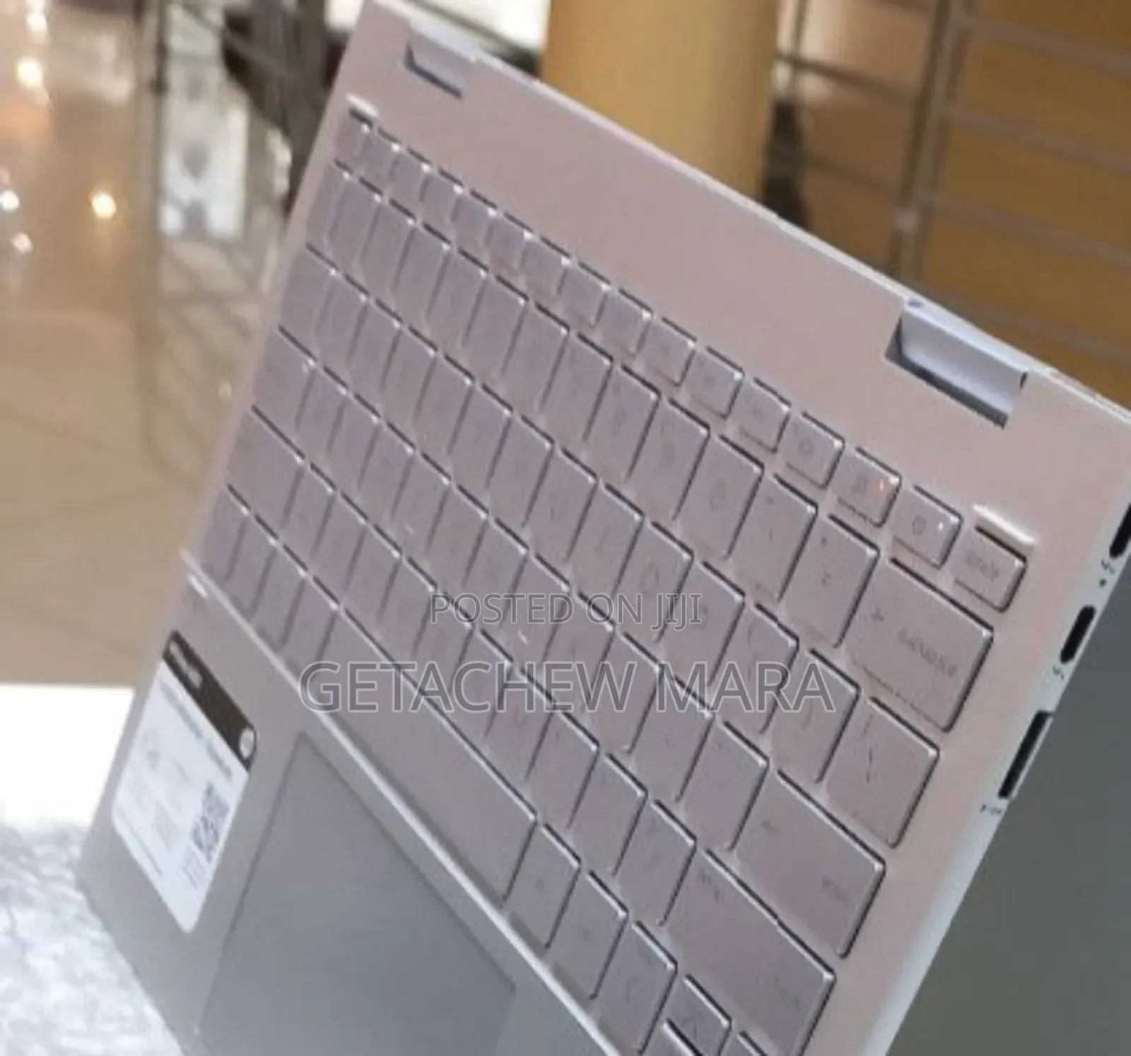 New Laptop HP Envy X360 8GB Intel Core I7 SSD 512GB