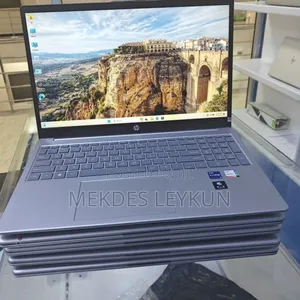 New Laptop HP Stream Notebook 16GB Intel Core I7 SSD 1T