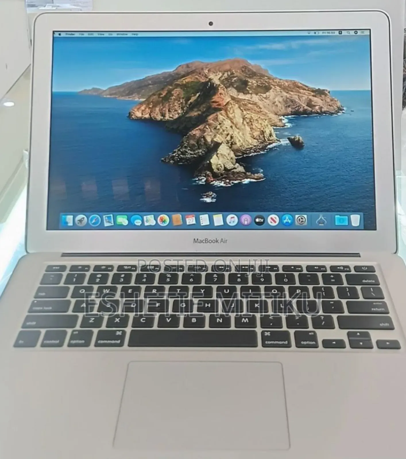 New Laptop Apple MacBook Air 2015 8GB Intel Core I5 SSD 512GB