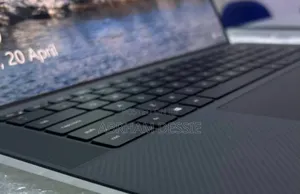 Photo - New Laptop Dell XPS 15 16GB Intel Core I7 SSD 512GB