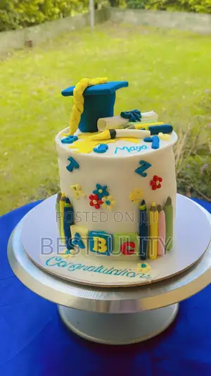 Graduation Cake and Cupcake Fresh and Tasty