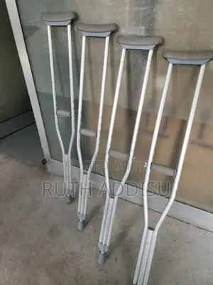 Crutches瓶口crutches為了crutches個性crutches嵕我crutches片名crutches