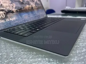 Photo - New Laptop Dell XPS 15 16GB Intel Core I7 SSD 512GB