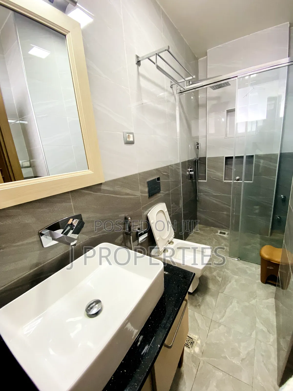 Furnished 3bdrm Apartment in Bole for rent