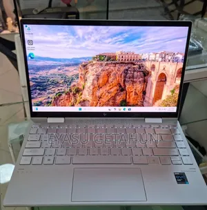New Laptop HP Envy X360 16GB Intel Core I7 SSD 1T