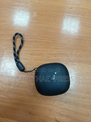 Photo - Flash Charge 10min = 2hr Play. P20i W/ 30h Battery.Authentic