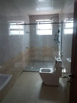 3bdrm Apartment in Mebrat, Nifas Silk-Lafto for rent