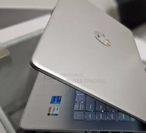 New Laptop HP 16GB Intel Core I7 SSD 512GB