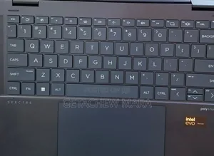 New Laptop HP Spectre X360 32GB Intel Core I7 SSD 1T