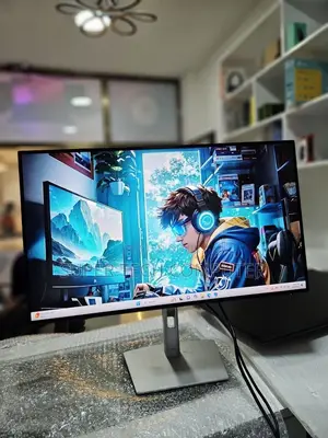 Dell 27 Inch Resolution Full Silver Color Frameless Mon