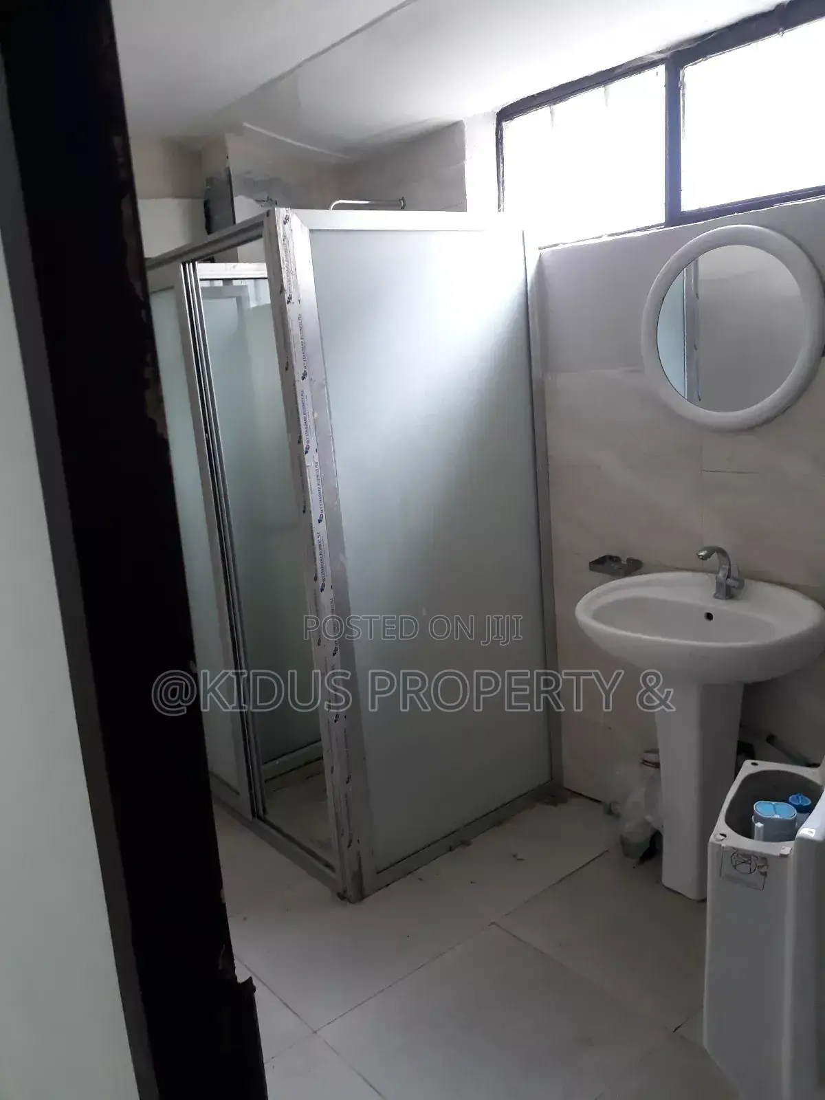 Furnished 1bdrm Apartment in Varenero, Nifas Silk-Lafto for rent