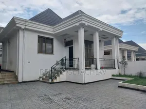 3bdrm Villa in Yerer Urael, Luxury, Bole for sale