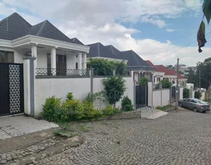 3bdrm Villa in Yerer Urael, Luxury, Bole for sale