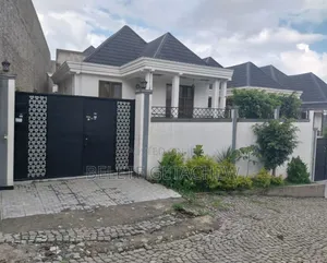 3bdrm Villa in Yerer Urael, Luxury, Bole for sale