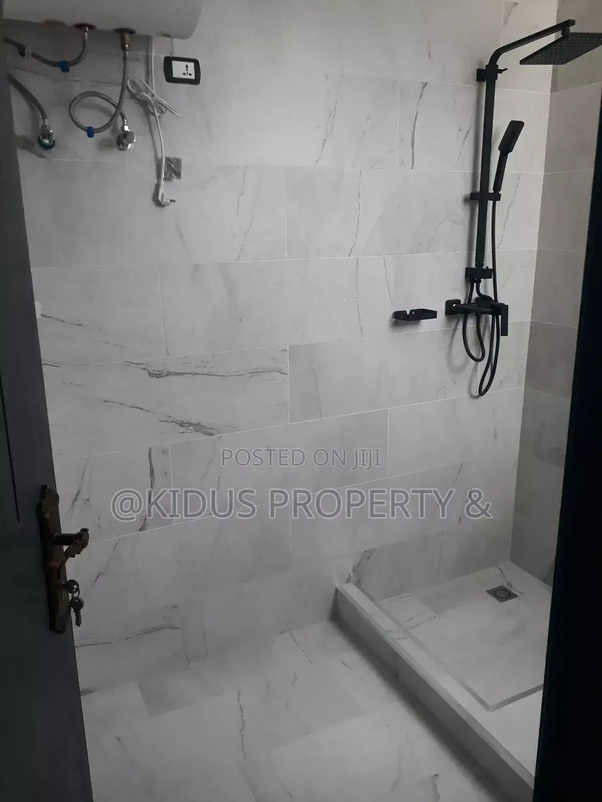 3bdrm Apartment in Varenero, Nifas Silk-Lafto for rent