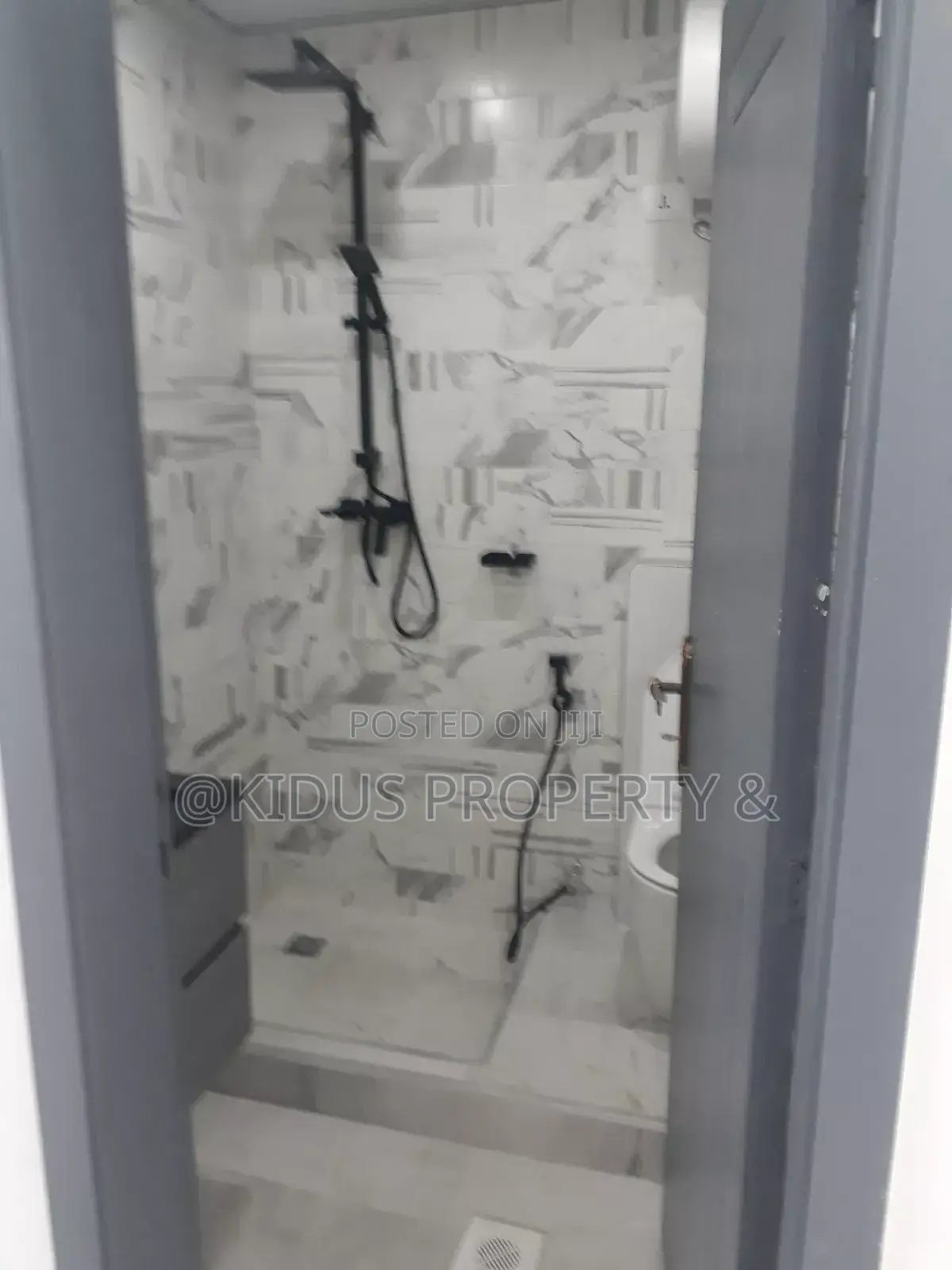 3bdrm Apartment in Varenero, Nifas Silk-Lafto for rent