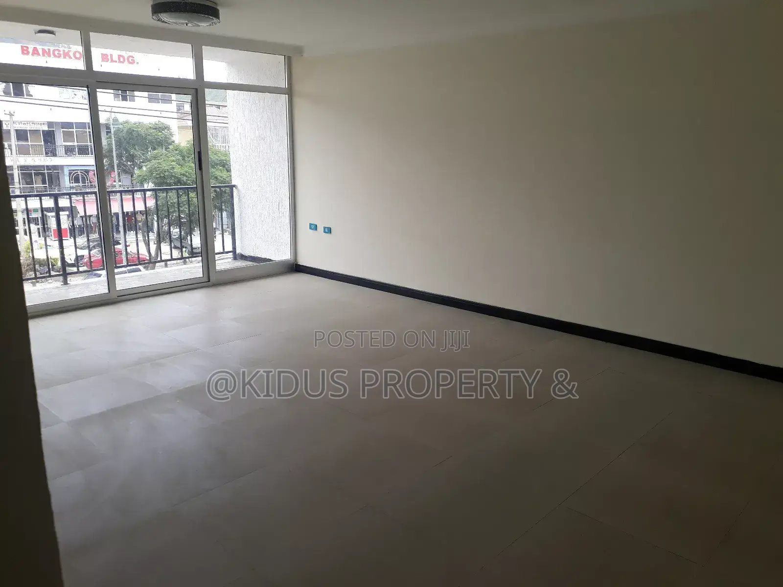 2bdrm Apartment in Varenero, Nifas Silk-Lafto for rent