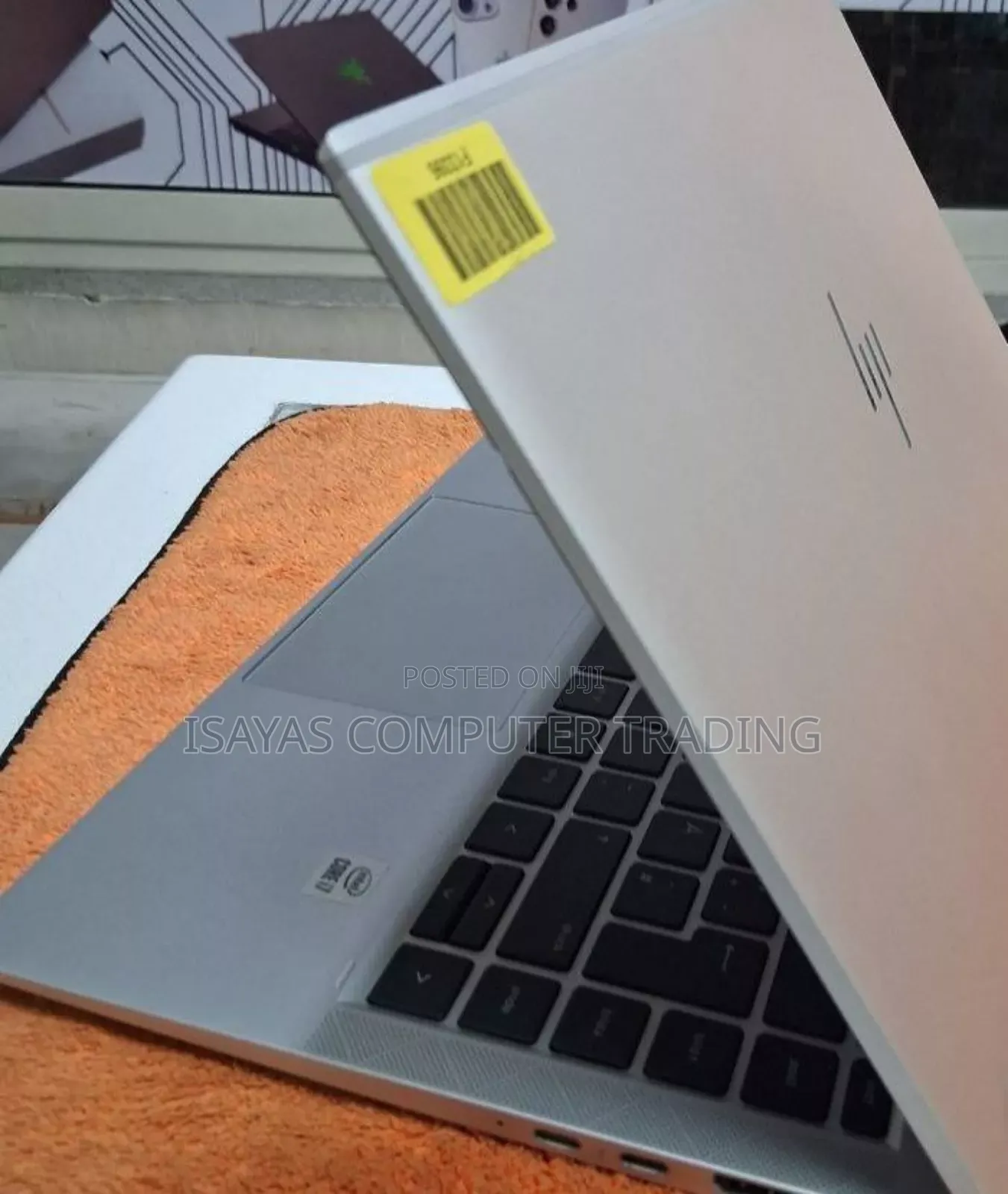 New Laptop HP EliteBook 1040 G8 16GB Intel Core I7 SSD 512GB