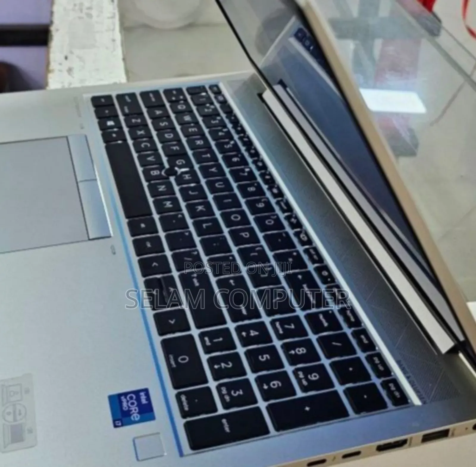 New Laptop HP EliteBook 840 G8 16GB Intel Core I7 SSD 512GB