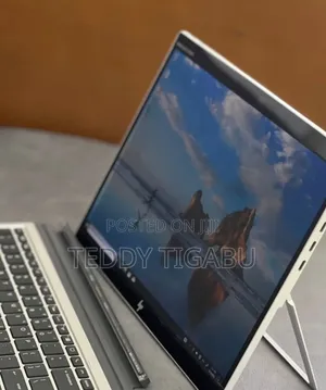 Photo - New Laptop HP Elite X2 1011 G1 8GB Intel Core I5 SSD 512GB