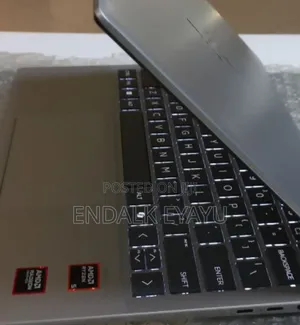 New Laptop HP 16GB AMD Ryzen 5 SSD 512GB