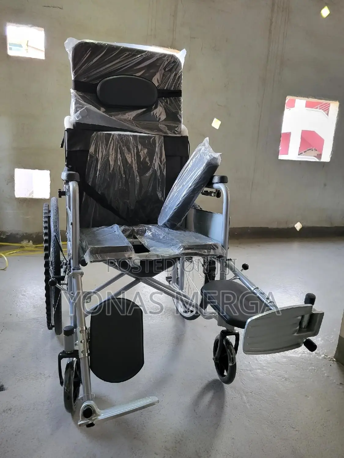 Toilet Wheelchairؤ喘round Removable Stool Bucket灰يwheelchair