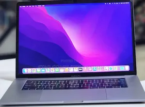 New Laptop Apple MacBook Pro 2016 16GB Intel Core I7 SSD 256GB
