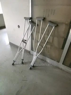 Crutches藥廠crutches國民axillary Crutches災民crutches川菜crutches