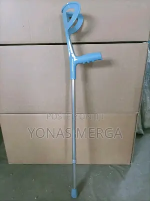 Photo - Forearm七ءelbow Underarm Crutchesد酉lixiang Forearm Crutches