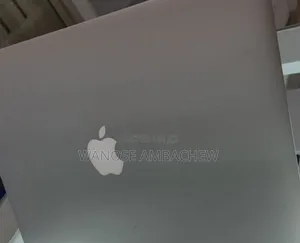 Photo - New Laptop Apple MacBook 2015 8GB Intel Core I7 SSD 512GB