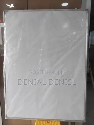 Photo - White Bord 90 *120