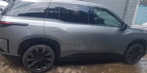 Photo - New Toyota bZ3 2025 Silver