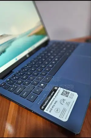 New Laptop HP Pavilion 14 8GB Intel Core I3 SSD 256GB