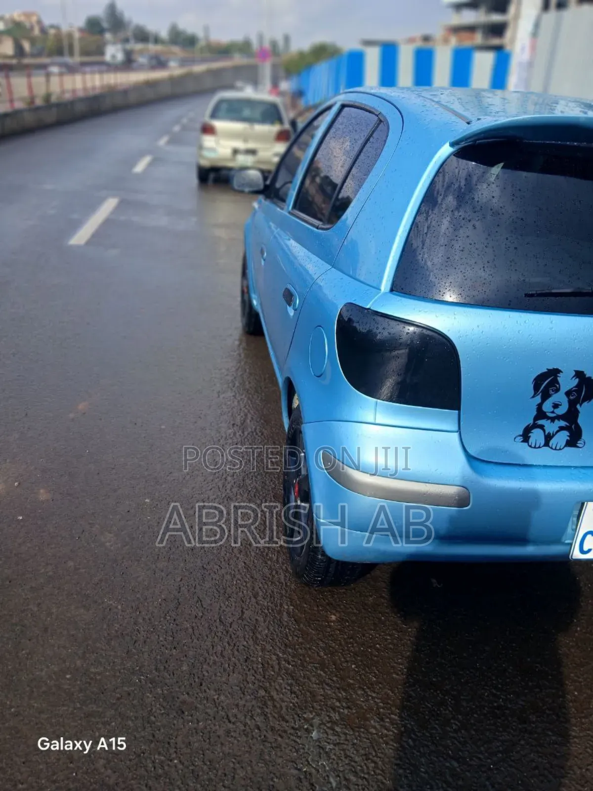 Toyota Vitz 2002