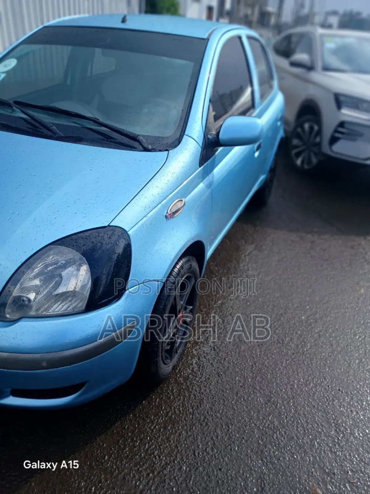 Toyota Vitz 2002