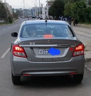Suzuki Dzire 2022 Silver