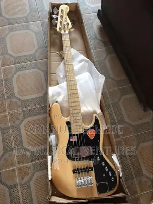 Photo - Fender Active Bass Guitar 5 String