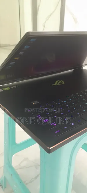 New Laptop Asus ROG Zephyrus G16 16GB Intel Core i7 SSD 1T