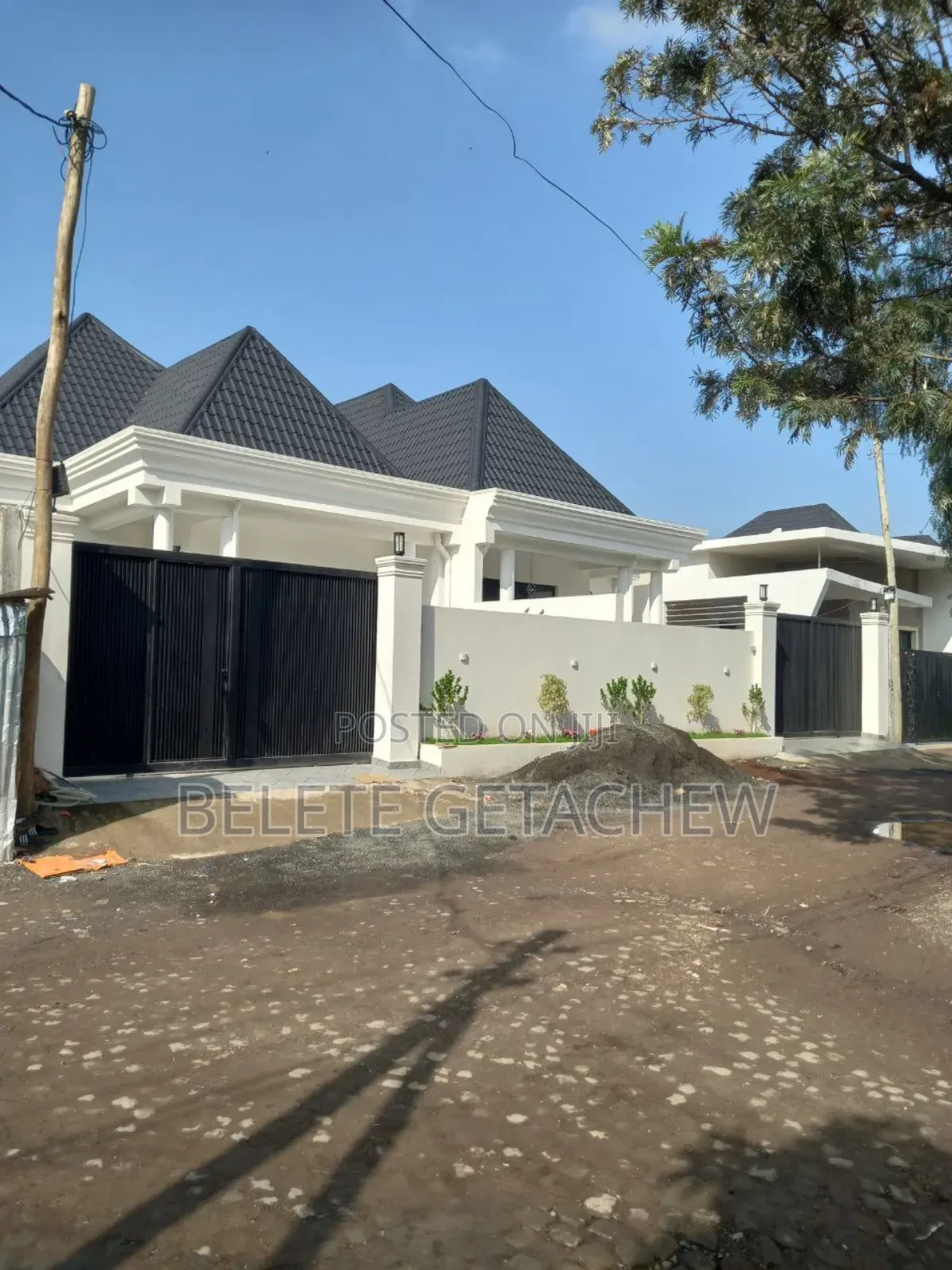3bdrm Villa in Semit Court, Luxury, Bole for sale