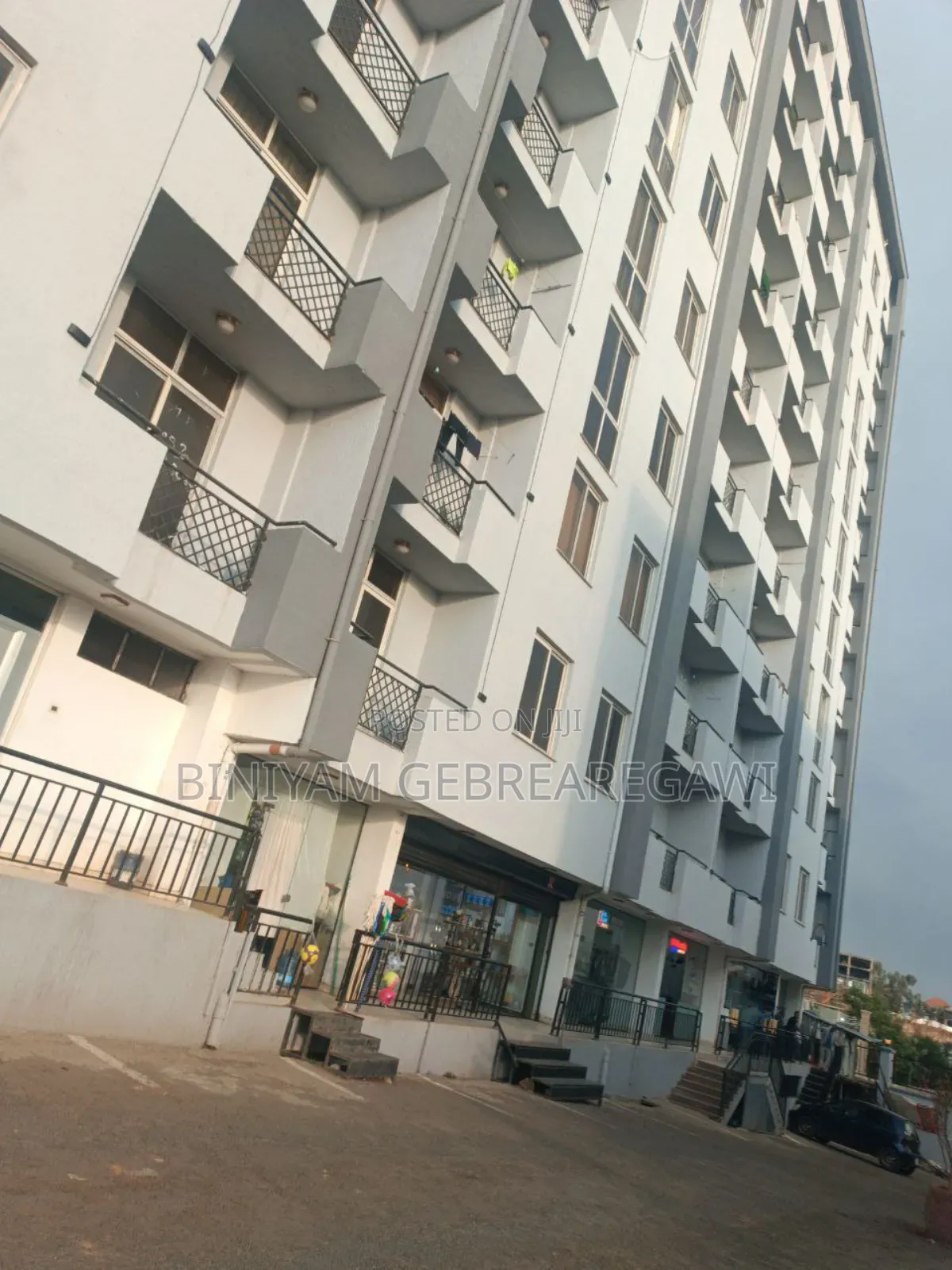 3bdrm Apartment in Apartment, Yeka for rent