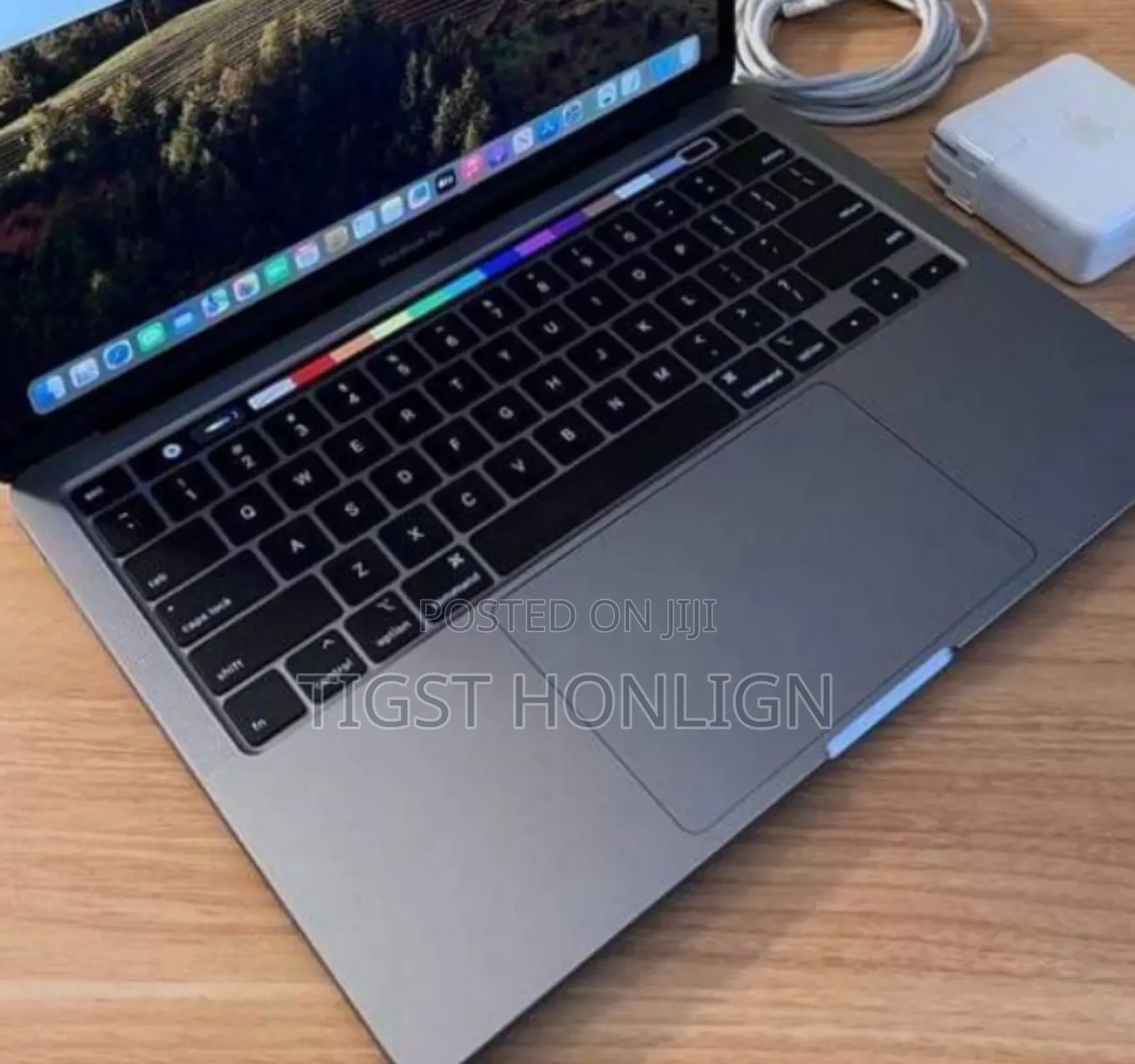 New Laptop Apple MacBook Pro 2019 16GB Intel Core I9 SSD 512GB