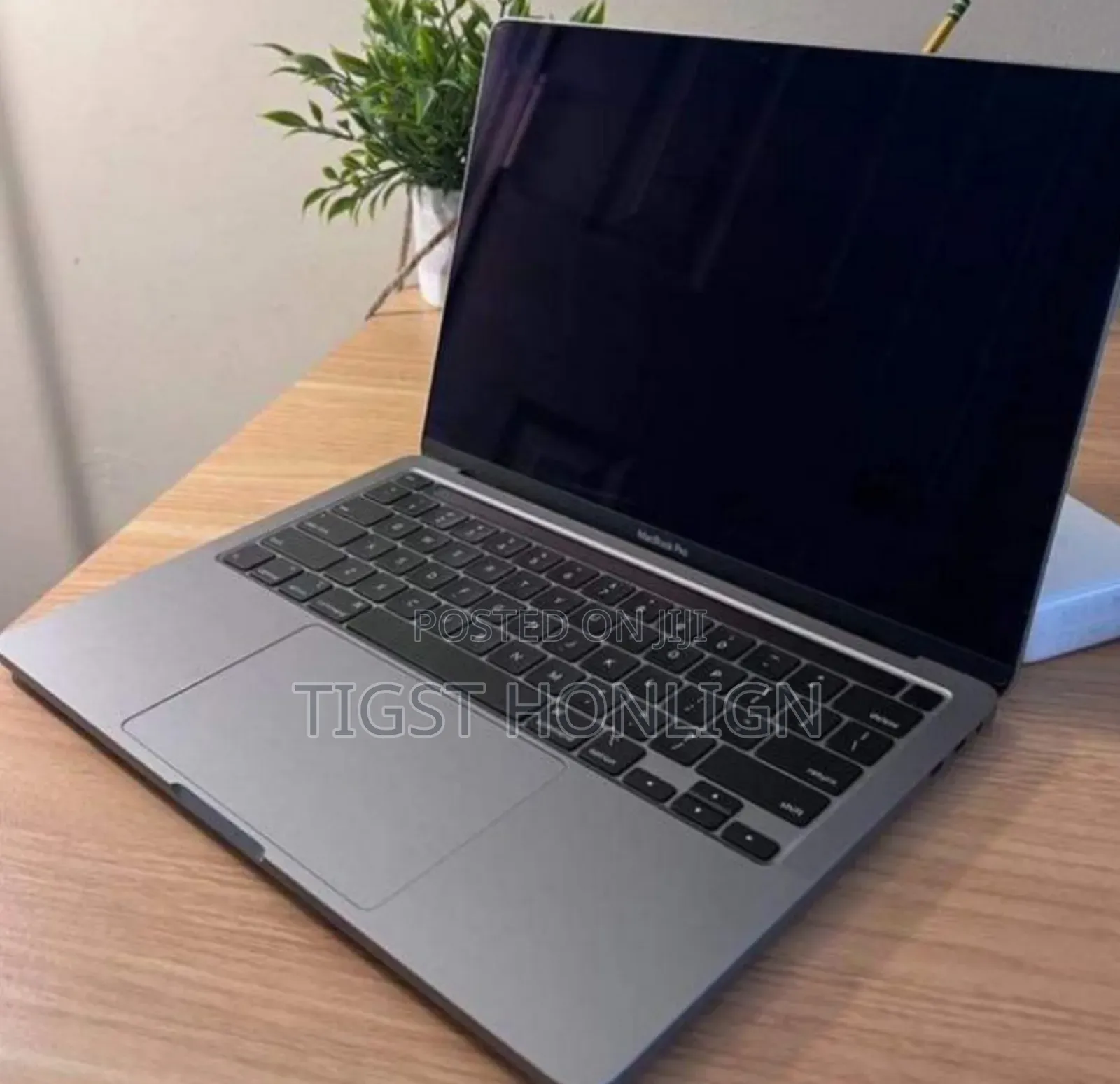 New Laptop Apple MacBook Pro 2019 16GB Intel Core I9 SSD 512GB