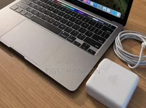 New Laptop Apple MacBook Pro 2019 16GB Intel Core I9 SSD 512GB